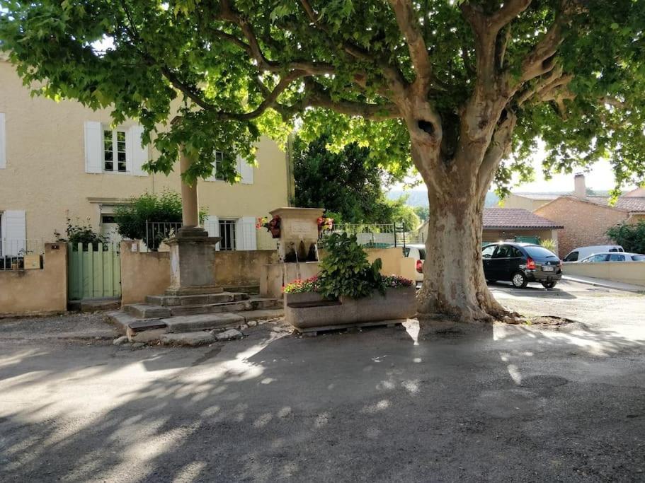 בדואן Maisonnette Au Pied Du Mont Ventoux Ste Colombe מראה חיצוני תמונה